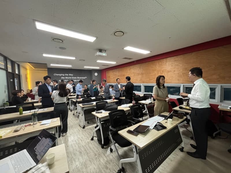 BNI 파워팀 입문 트레이닝 중 오픈네트워킹
